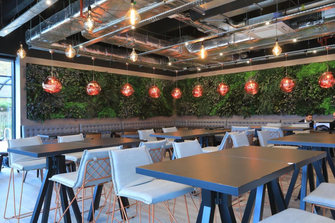 Village Hotel Southampton إيستلي المظهر الخارجي الصورة