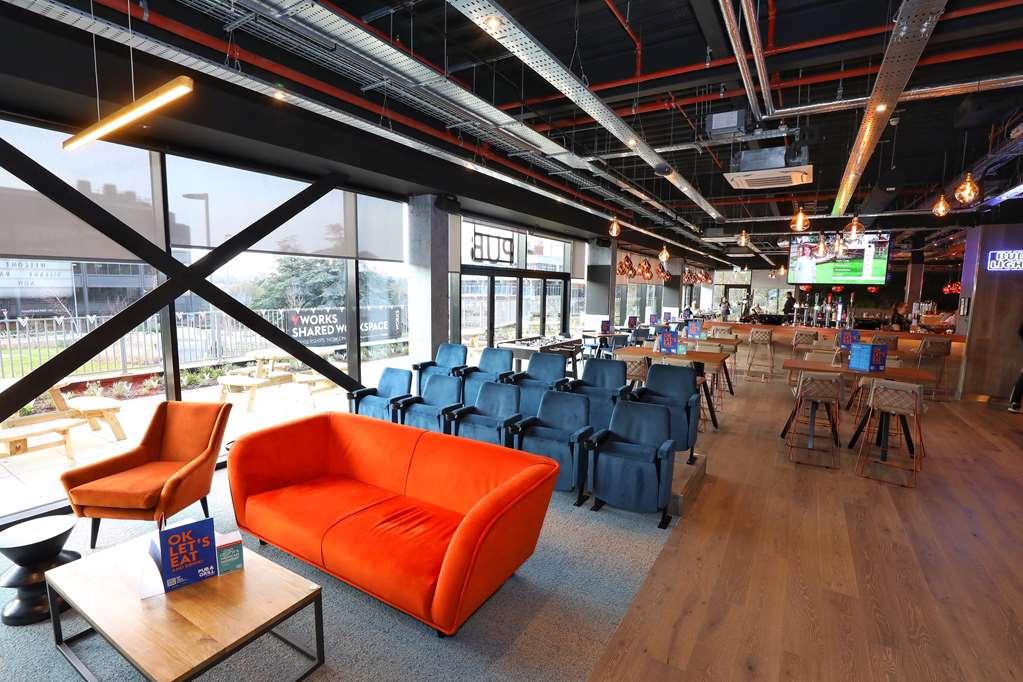 Village Hotel Southampton إيستلي المطعم الصورة